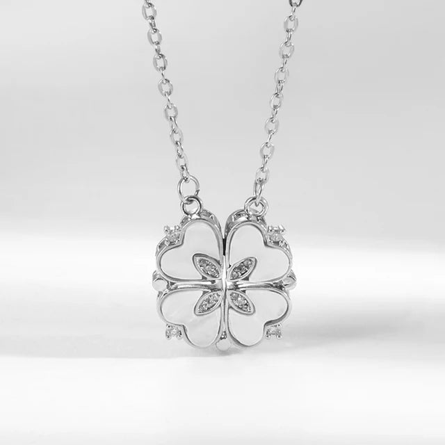 Chic Magnetic Heart Necklace: A Stylish Gift for Women - Featuring Adorable 4-Leaf Clover Design