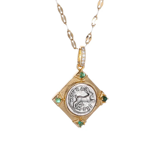 Chic Magnetic Heart Necklace: A Stylish Gift for Women - Featuring Adorable 4-Leaf Clover Design