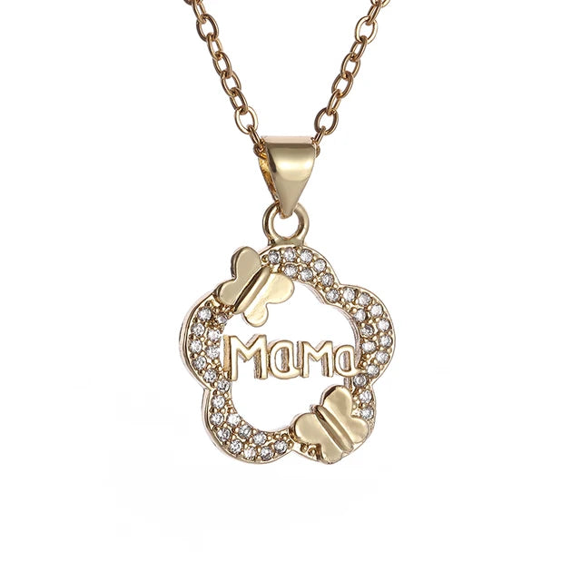 Chic Magnetic Heart Necklace: A Stylish Gift for Women - Featuring Adorable 4-Leaf Clover Design