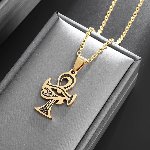 Chic Magnetic Heart Necklace: A Stylish Gift for Women - Featuring Adorable 4-Leaf Clover Design