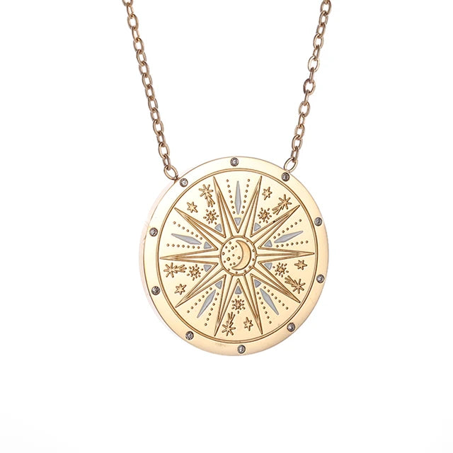 Chic Magnetic Heart Necklace: A Stylish Gift for Women - Featuring Adorable 4-Leaf Clover Design