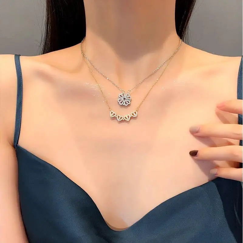 Chic Magnetic Heart Necklace: A Stylish Gift for Women - Featuring Adorable 4-Leaf Clover Design