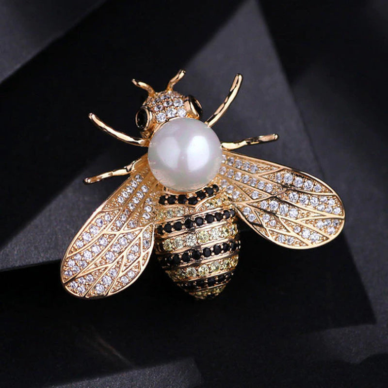 Designer Insect Series -Delicate Crystal Rhinestone Bee Pin Brooch Jewelry